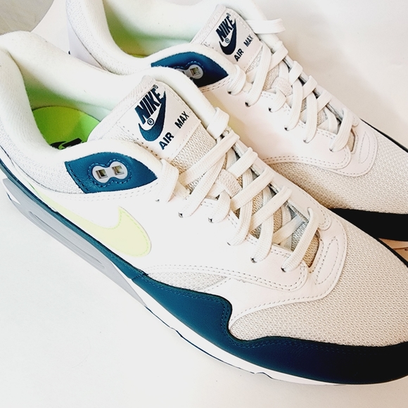 Nike Air Max 90/1 Spruce Lime White New Size 12 AJ7695-103 - Picture 7 of 12